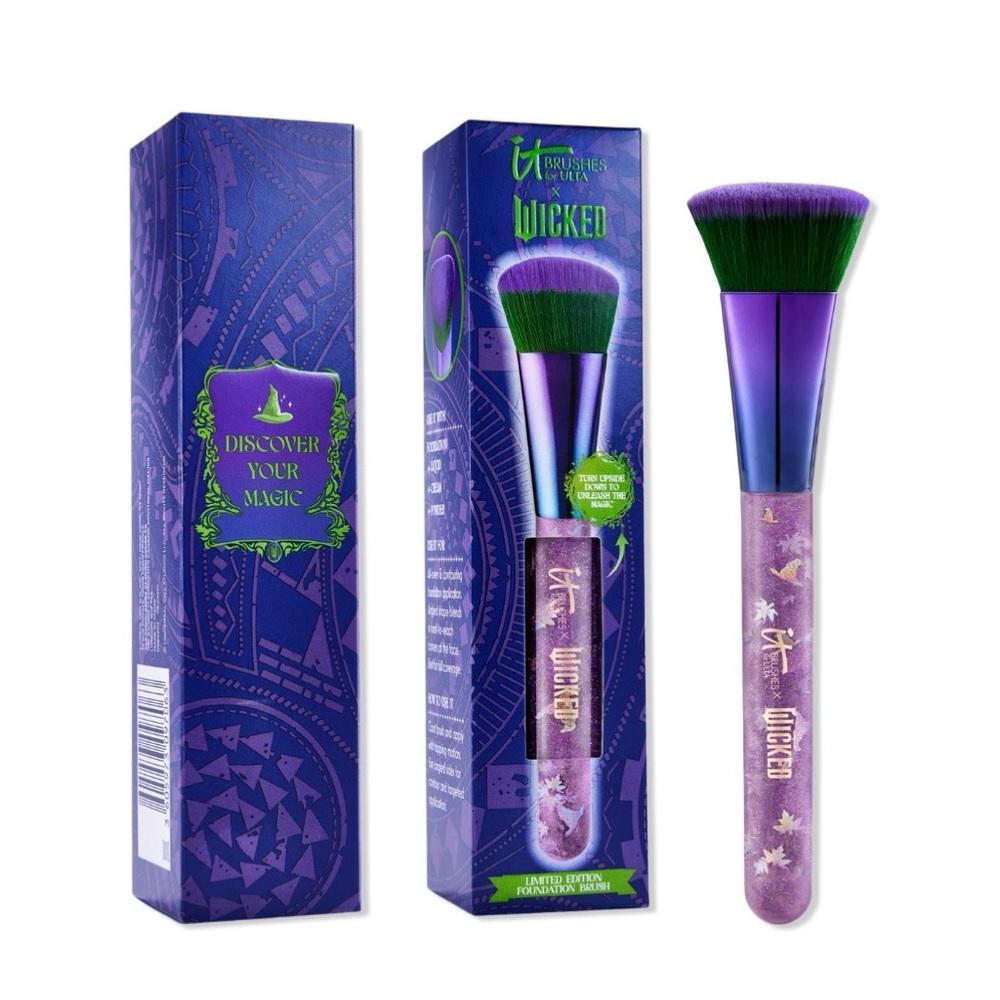 IT Brushes × Wicked Limited-Edition Elphaba Foundation Brush NWB